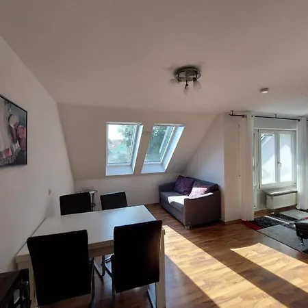 Harbour Hoeri 50m Vom Am Yachthafen Bei Radolfzell * Мос