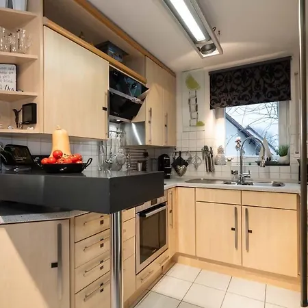 Harbour Hoeri 50m Vom Am Yachthafen Bei Radolfzell